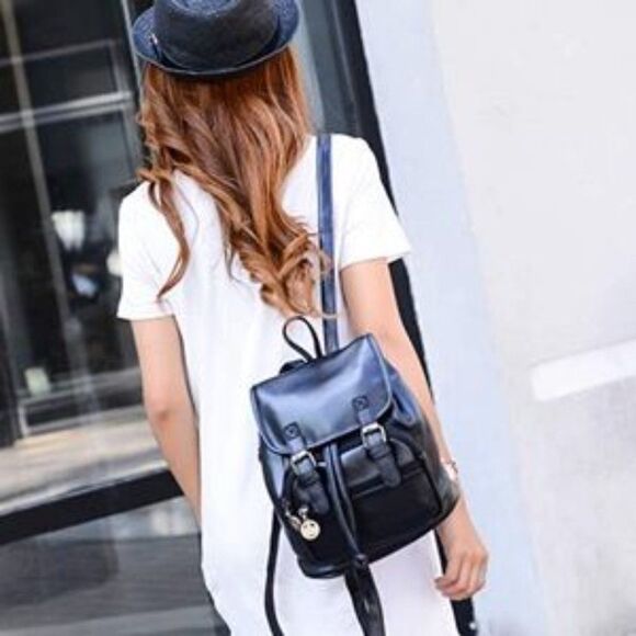 Retro Style Mini Backpack - Picture 2 of 12